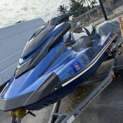 2017 Yamaha Gp1800