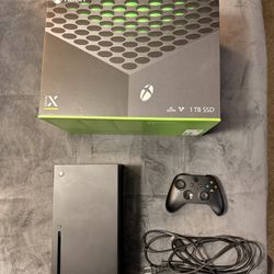 Xbox Series X 1TB 4K/120fps Disc Edition