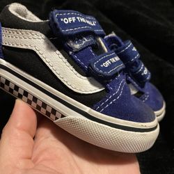 Both Size 4 In Infant Vans Shoes 