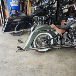 Harley Exhaust. Freedom Performance 
