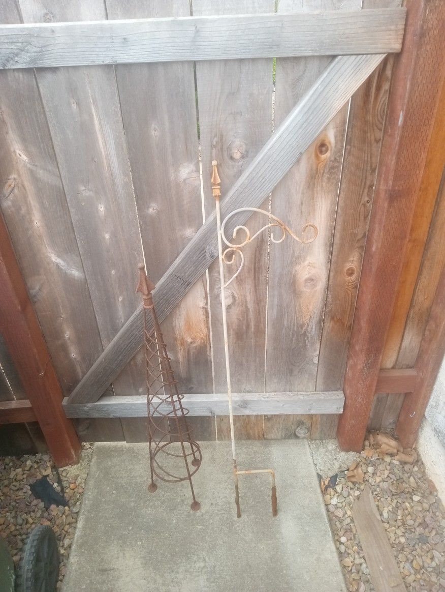 Decorative Metal Yard Accessories