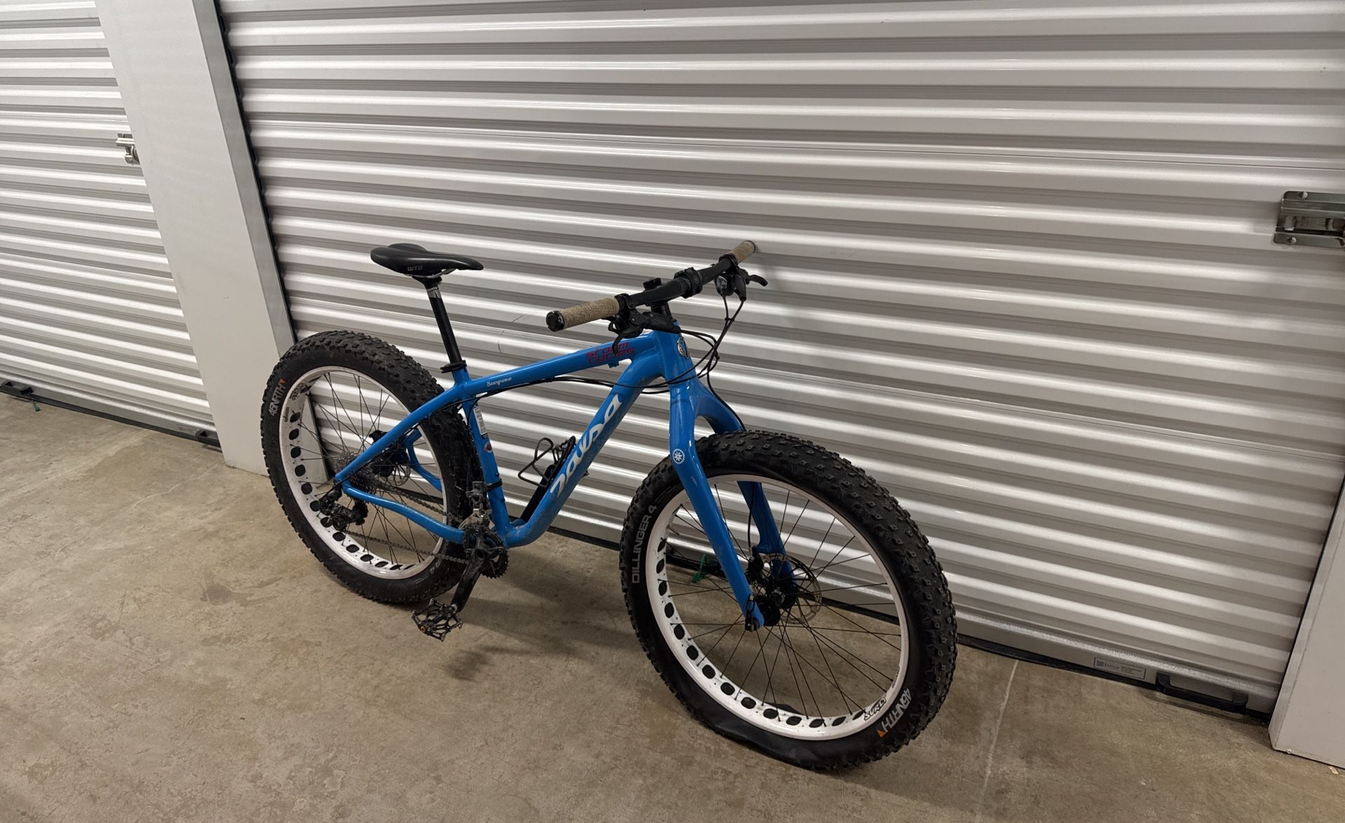 Salsa Cycles “Beargrease” fat tire mountain bike