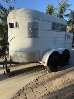 Horse trailer