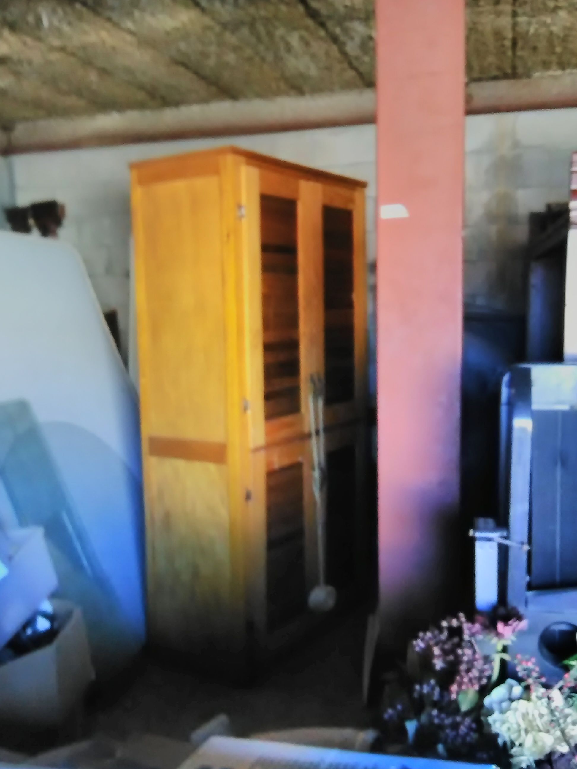 Large Ent Cabinet