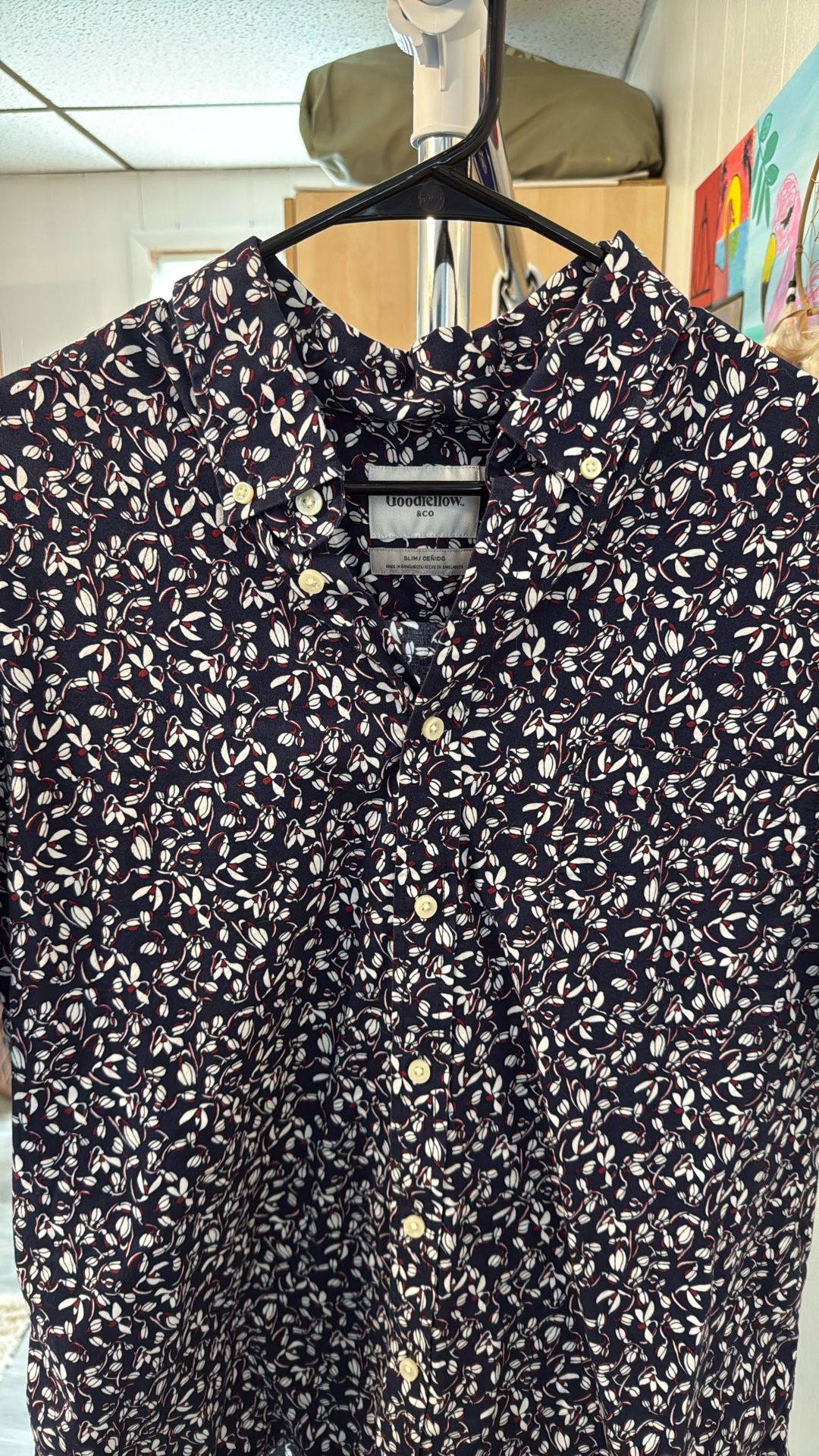 Men’s Button Up Collared Shirt