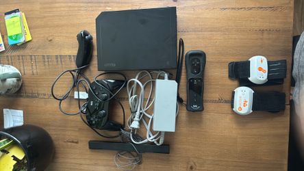 Nintendo Wii + Games
