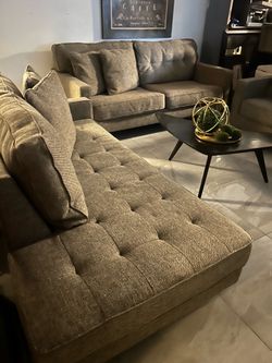 Beautiful Sofa Set