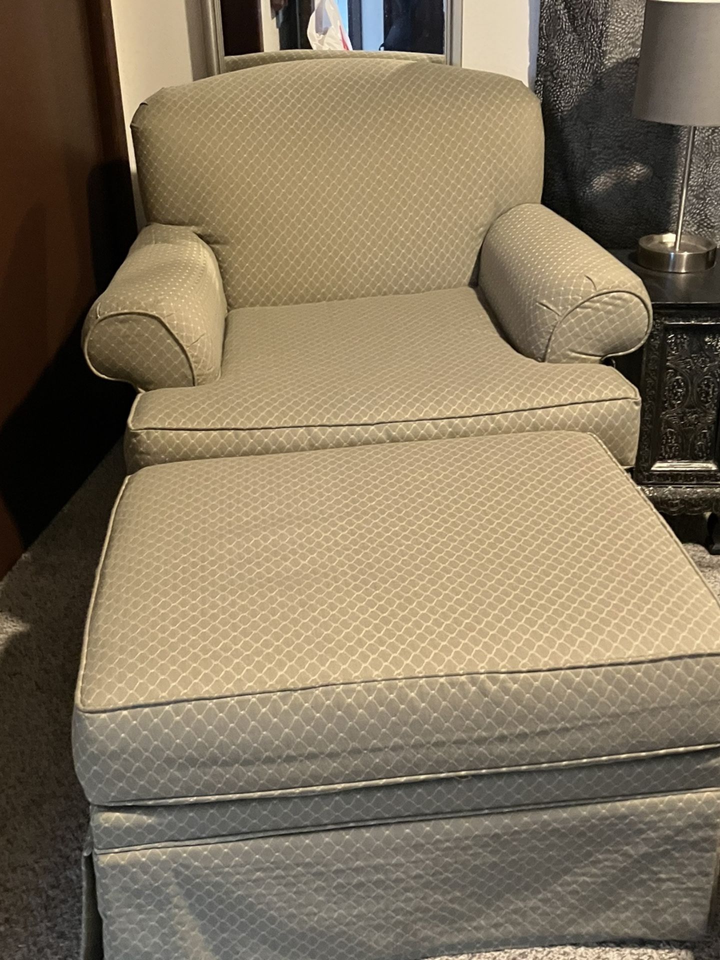 VERY EXPENSIVE CHAIR AND AUTOMAN