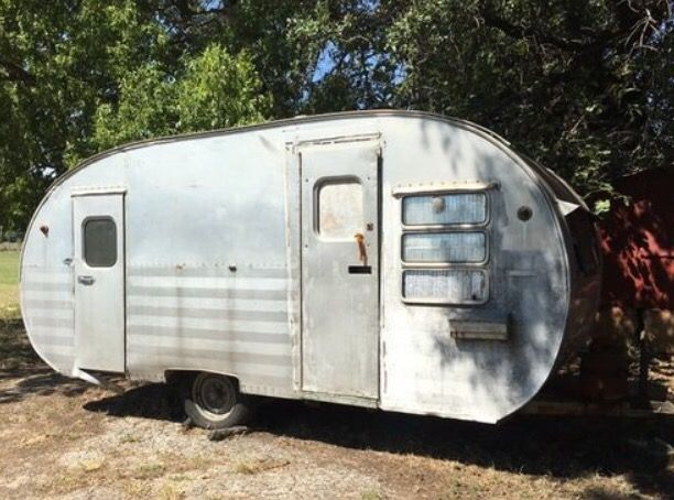 1950’s Yellowstone Vintage Aluminum Camper