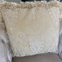 Accent Throw Pillows