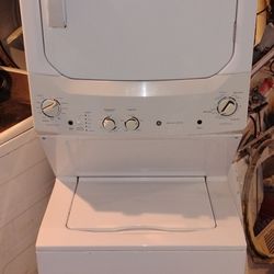 GE Electric Washer And Dryer Combo 