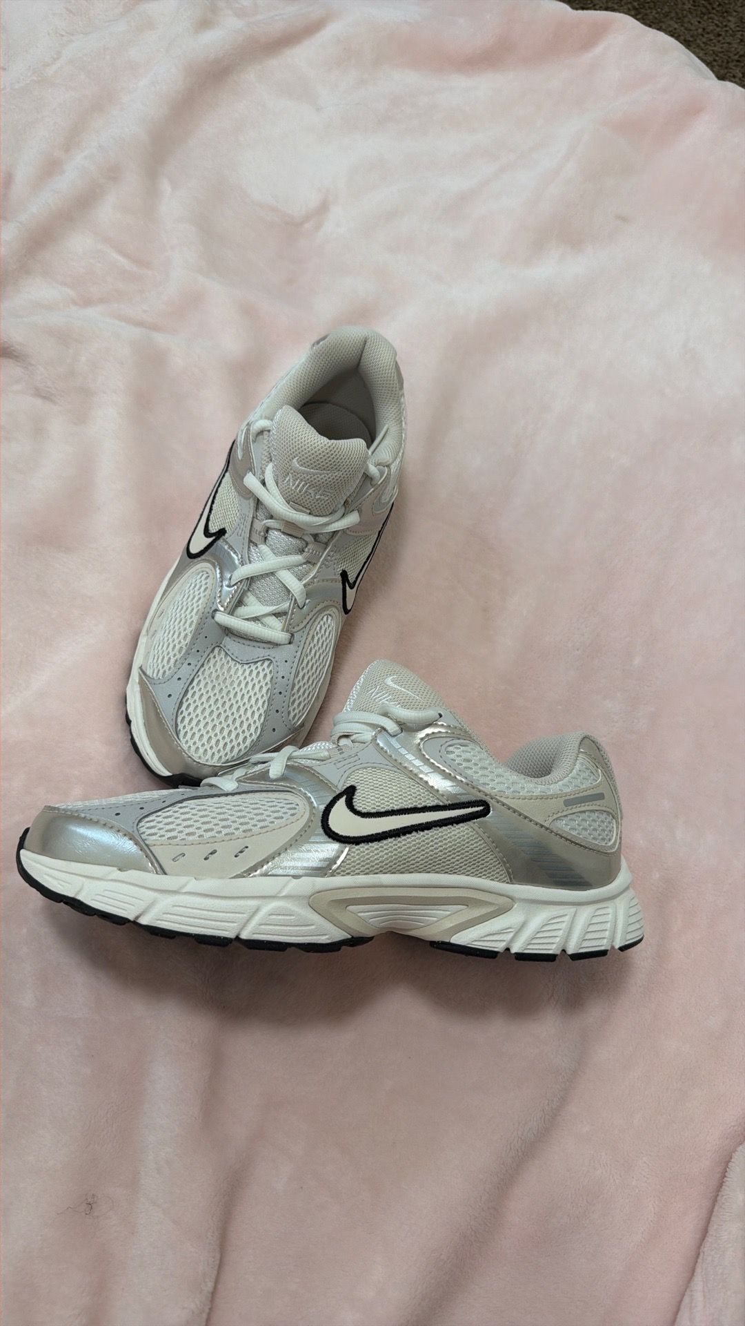 Nike Shoes, size 7