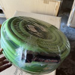 75ft Garden Hose (We Have Multiple Available - Price Is Per)