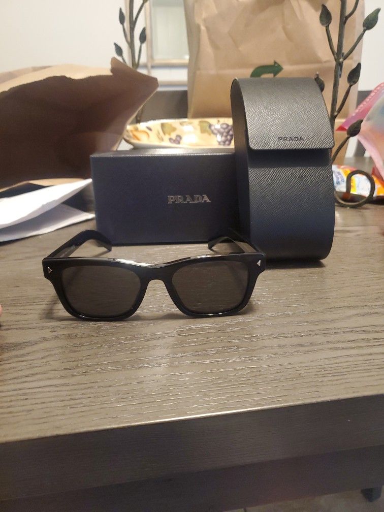 Prada Men's Sunglasses Model PRA17S
