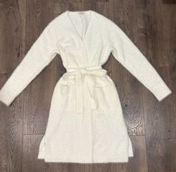Le Rose Stories Cream Fuzzy Knit Robe with Belt Size S/M