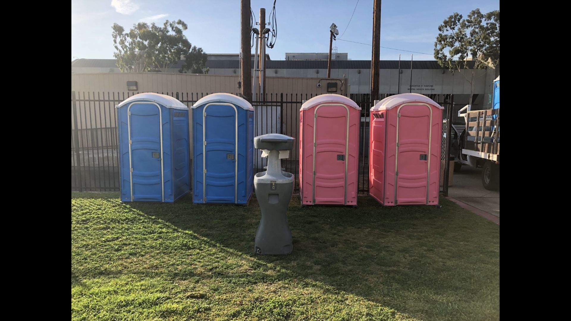 Portable Potty for Sale in Los Angeles, CA OfferUp