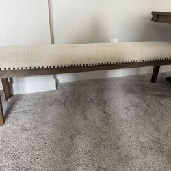 Johnelle Dining Room  Set