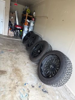 Tires/rims