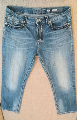 Miss Me Capri Jeans