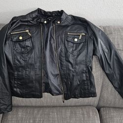 New Look Womans Size Large Faux Pleather Zip-Up Fitted Fake Leather Jacket