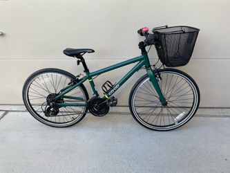 Bicycle Co-Op REI Hybrid bike Mid-Size 24” wheels