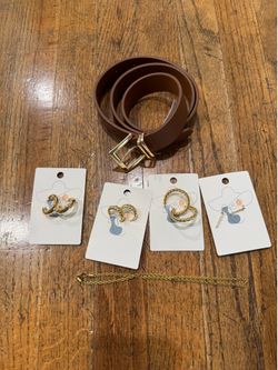 Women’s accessories bundle