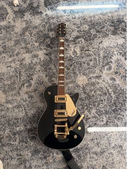 Black Gretsch Electromatic Jet w/ Gold Hardware