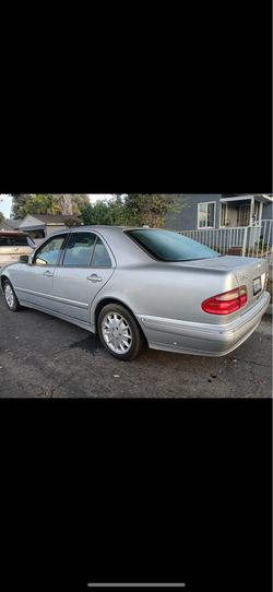 Mercedes e320