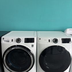 GE Washer And Dryer Set 