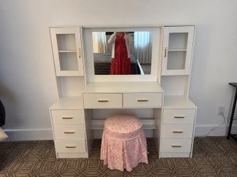 Makeup vanity plus chair
