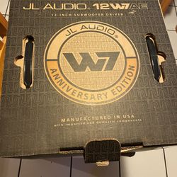 JL audio 12 W7 AE