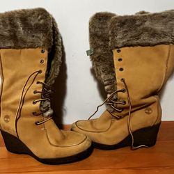 Timberland wedge boots with fur