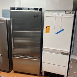 VIKING PROFESSIONAL REFRIGERATOR 36” 