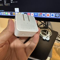 Apple 35W authentic 