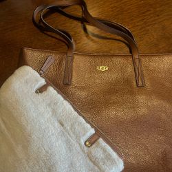 UGG Brown Leather Tote Purse  w/Shearling zip pouch - Authentic