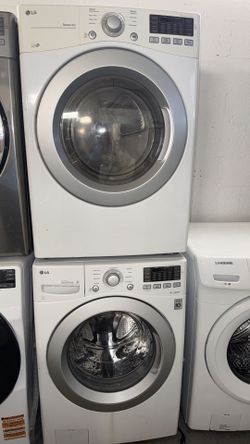 ​LG Front Load Washer & Dryer Set
