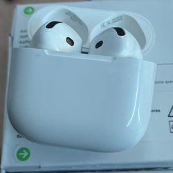Apple AirPods With ANC