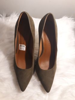 NWT Christian Siriano pumps