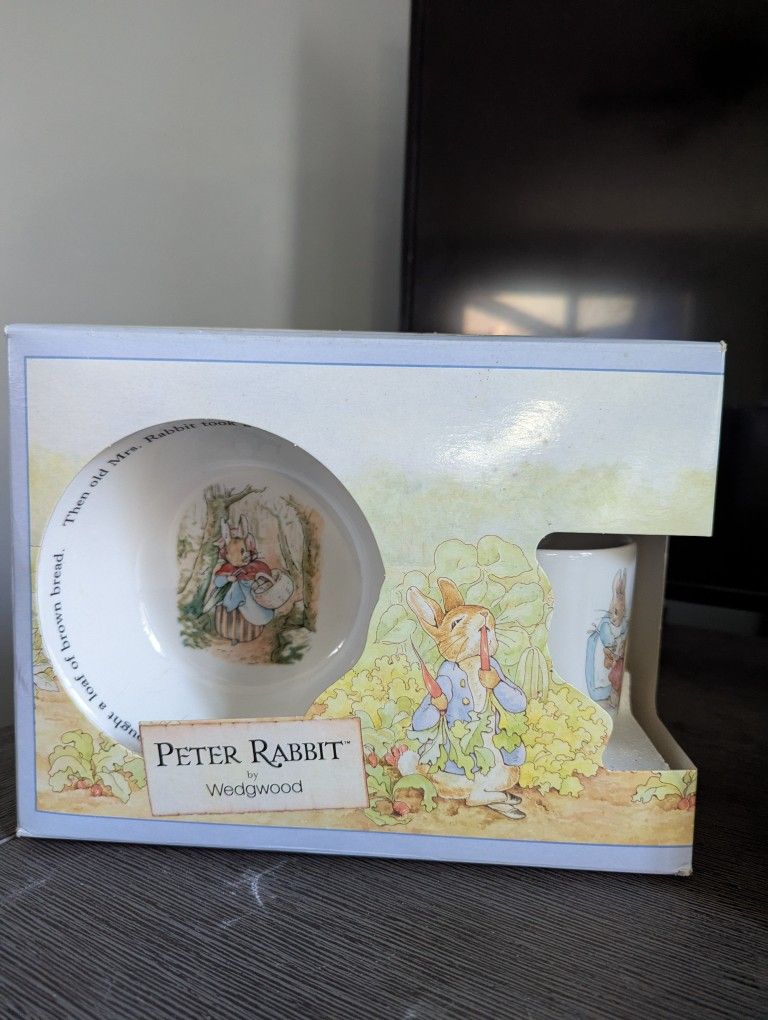 Wedgewood Peter Rabbit Ceramic Dish Set
