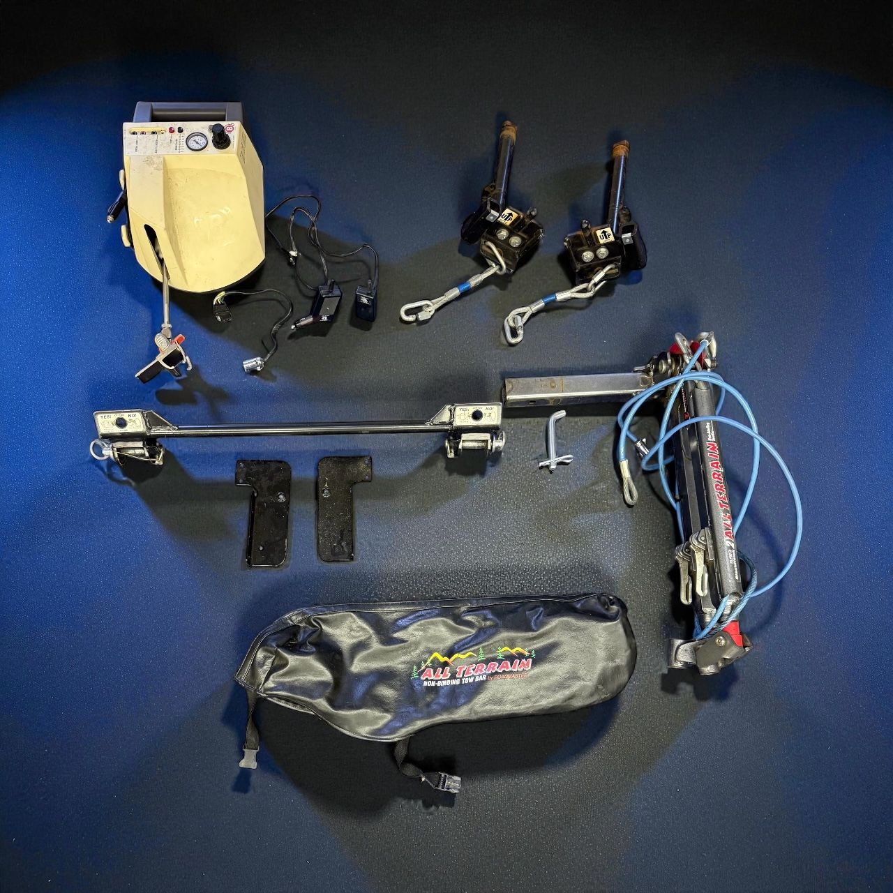 Complete RV Flat Tow Package – Roadmaster BlackHawk 2 All-Terrain + BrakeBuddy Classic