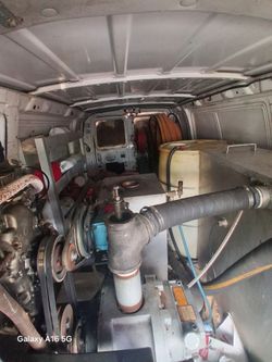 2004 Ford E-350