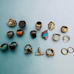 Mixed Costume Jewelry Rings Lot of 18
