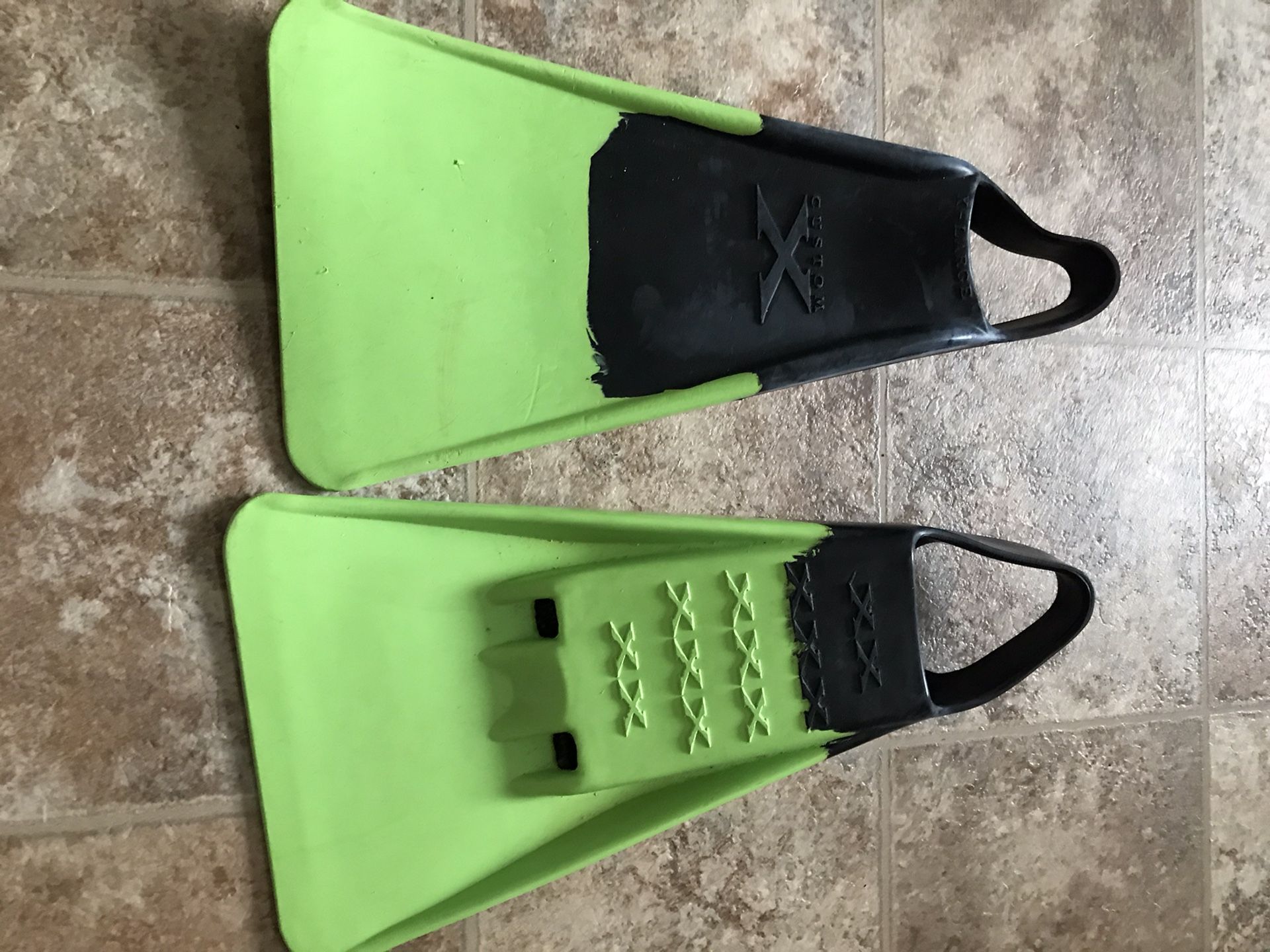 Buggy board flippers