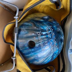 Bowling Ball With Bag 