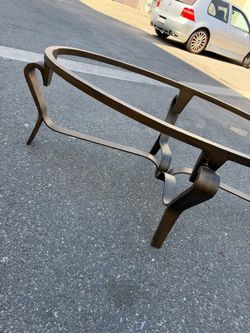 FREE Metal coffee table base