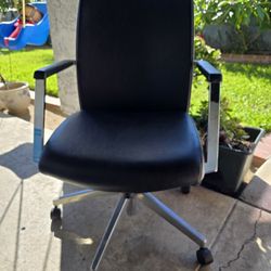 Dauphin Office Chair 💺 