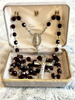 Deep Red Garnet Rosary Prayer Beads / Necklace In Original Velvet Box