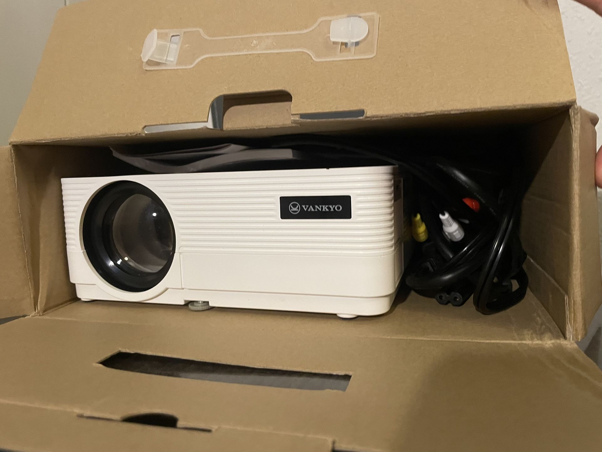 Projector Home Entertainment Leisure 470 Vankyo