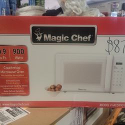Magic Chef 0.9 cu. ft. Countertop Microwave in White