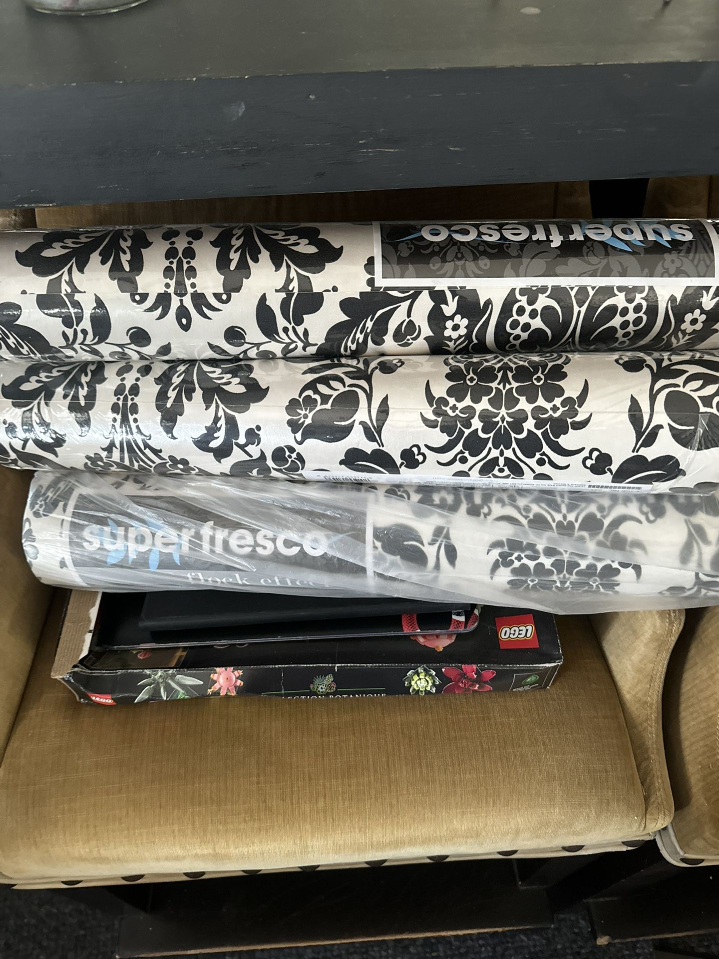 4 Rolls Plus 1/2 roll Of Wall Paper